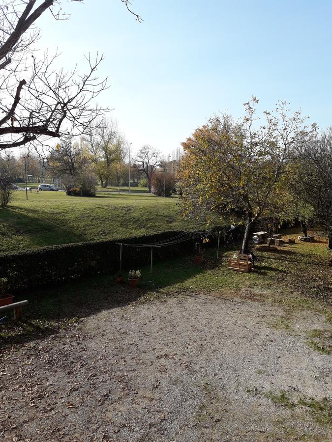 La Casa Nel Verde 2 Bologna Buitenkant foto
